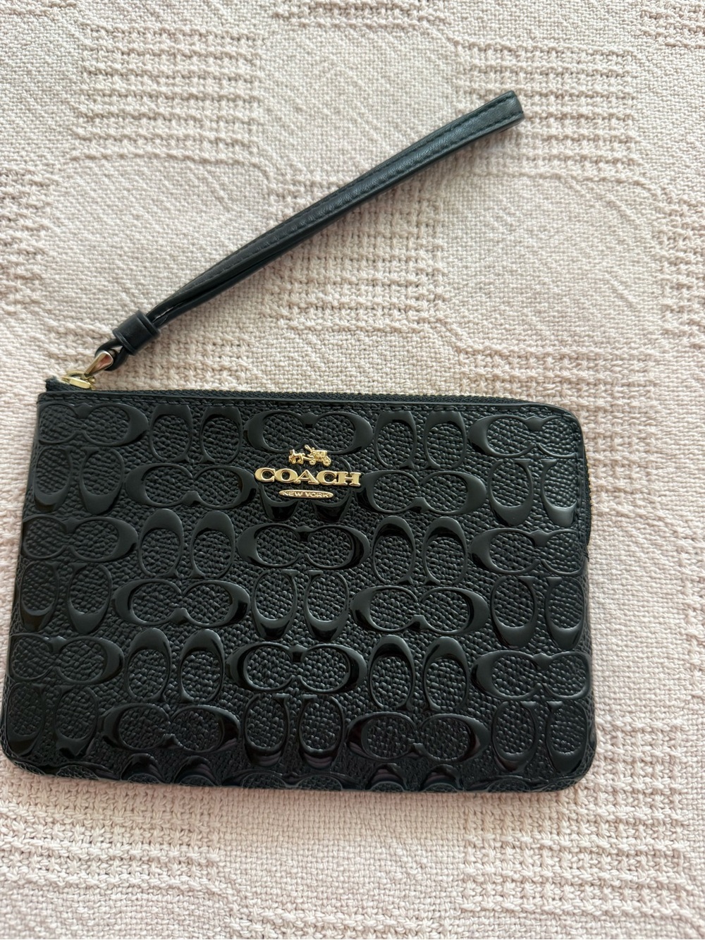 Coach Black Signature Embossed Leather Wristlet Zip Pouch Gold Hardware